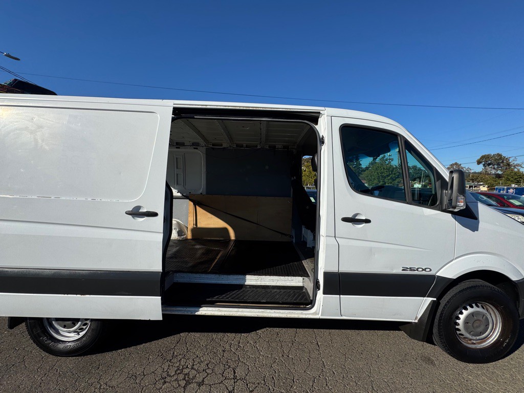 2007 Dodge Sprinter Image 13