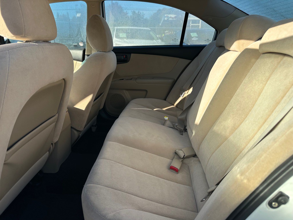 2010 Kia Optima Image 8