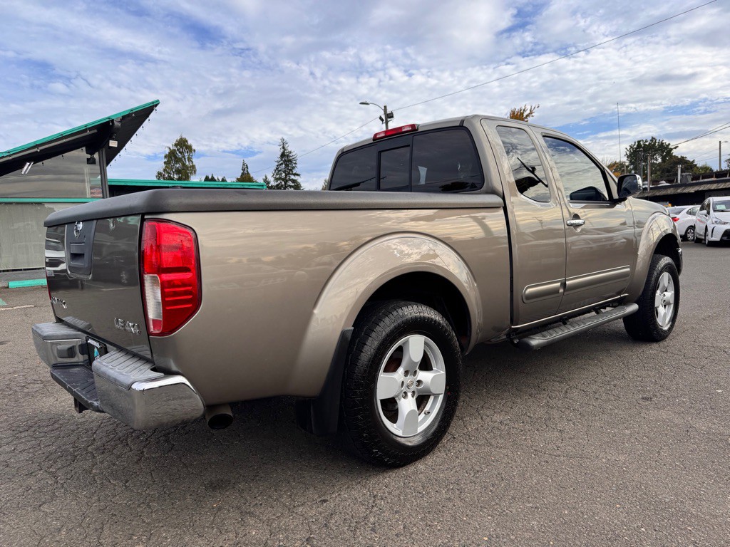 2005 Nissan Frontier Image 5