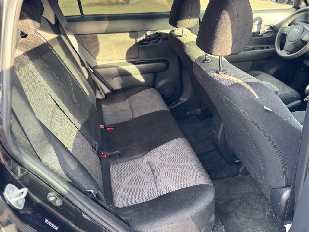 2013 Scion xB Image 10