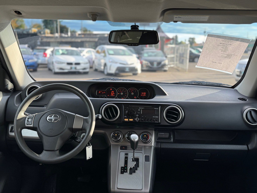 2013 Scion xB Image 11