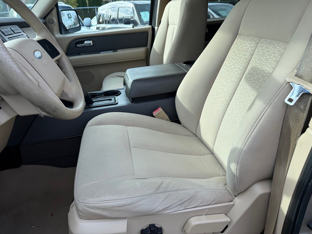 2007 Ford Expedition Image 5