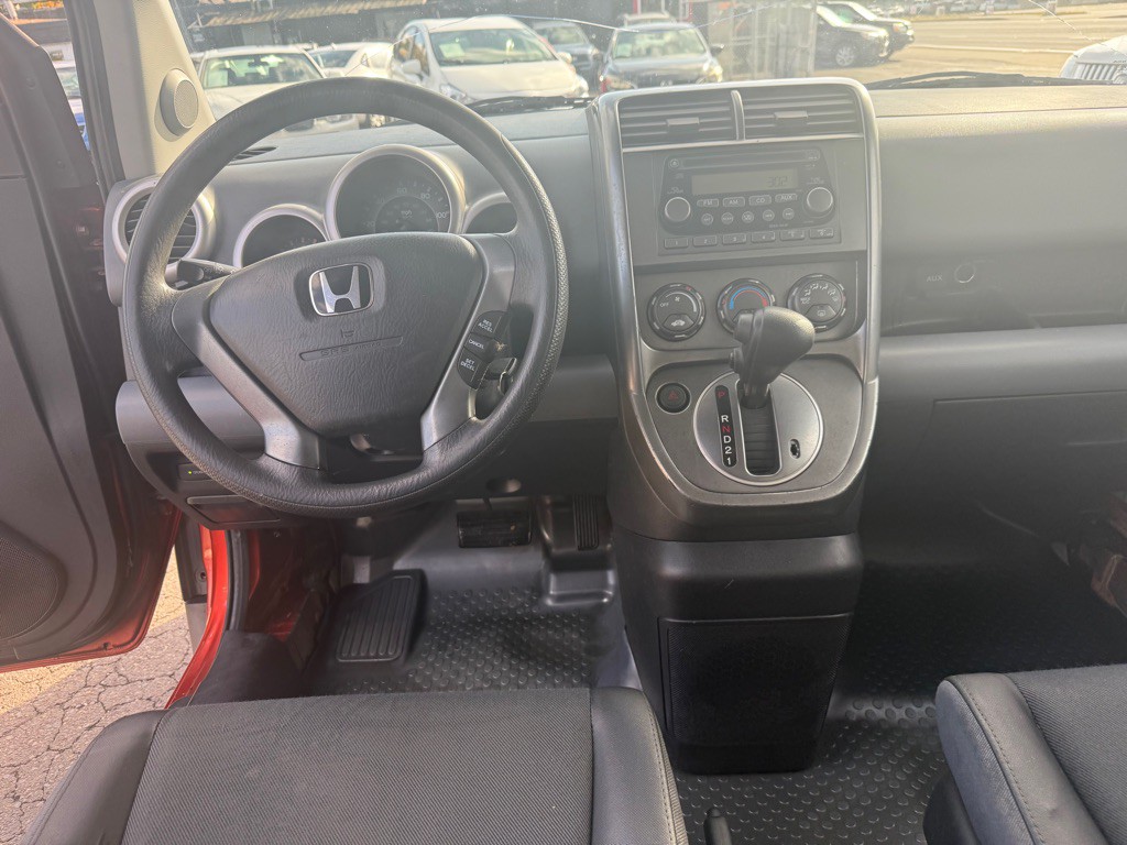 2003 Honda Element Image 8