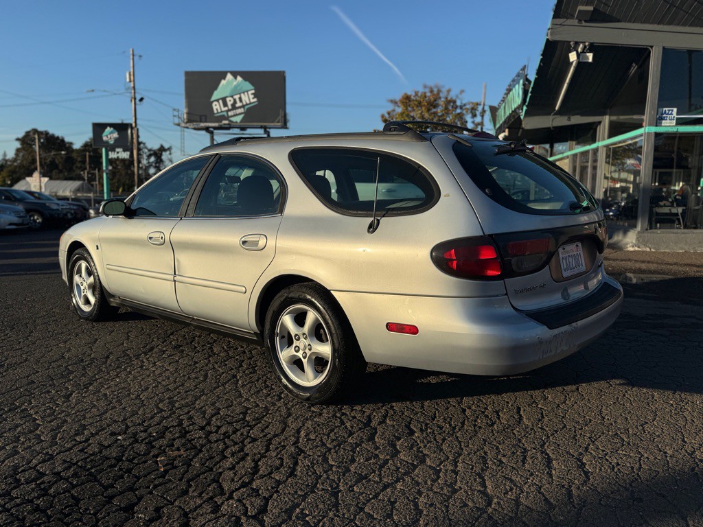2001 Ford Taurus Image 3