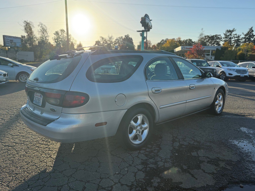 2001 Ford Taurus Image 5