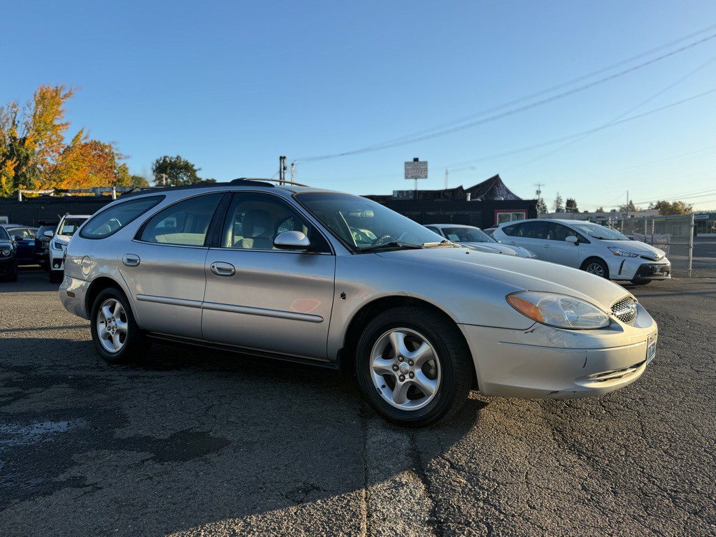 2001 Ford Taurus Image 7