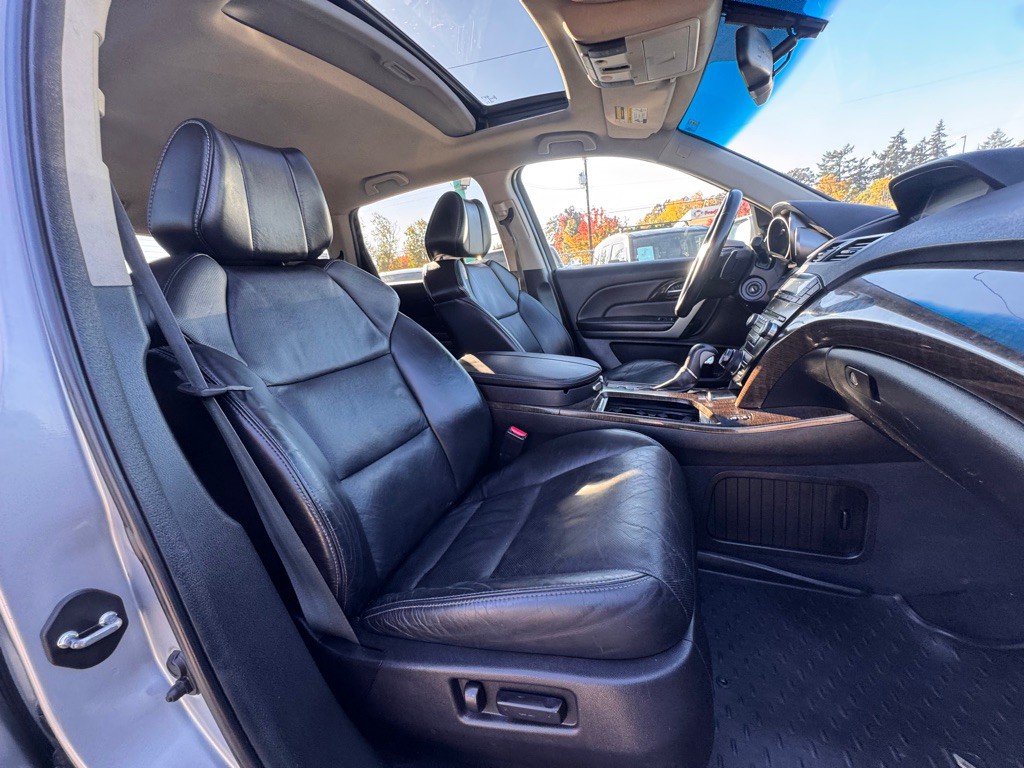 2012 Acura MDX Image 17