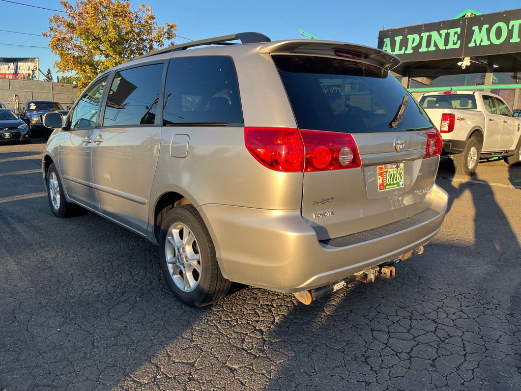 2006 Toyota Sienna Image 3