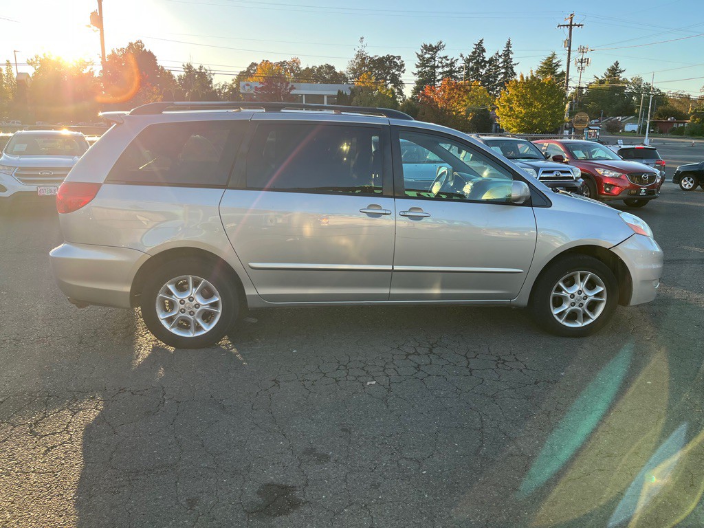 2006 Toyota Sienna Image 6