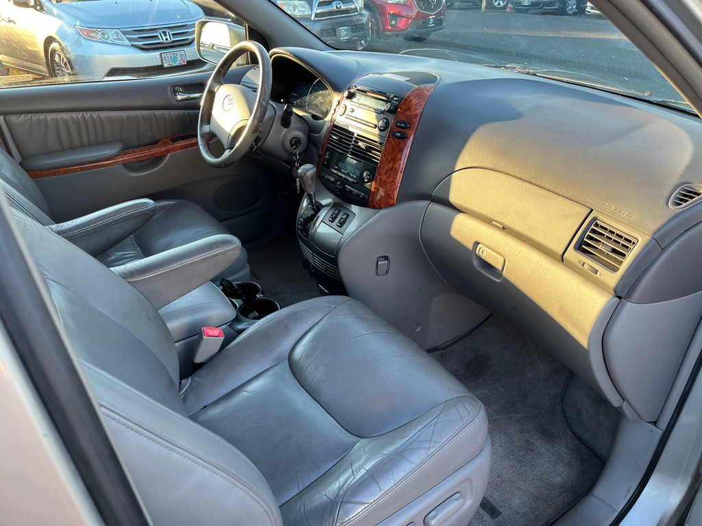 2006 Toyota Sienna Image 10