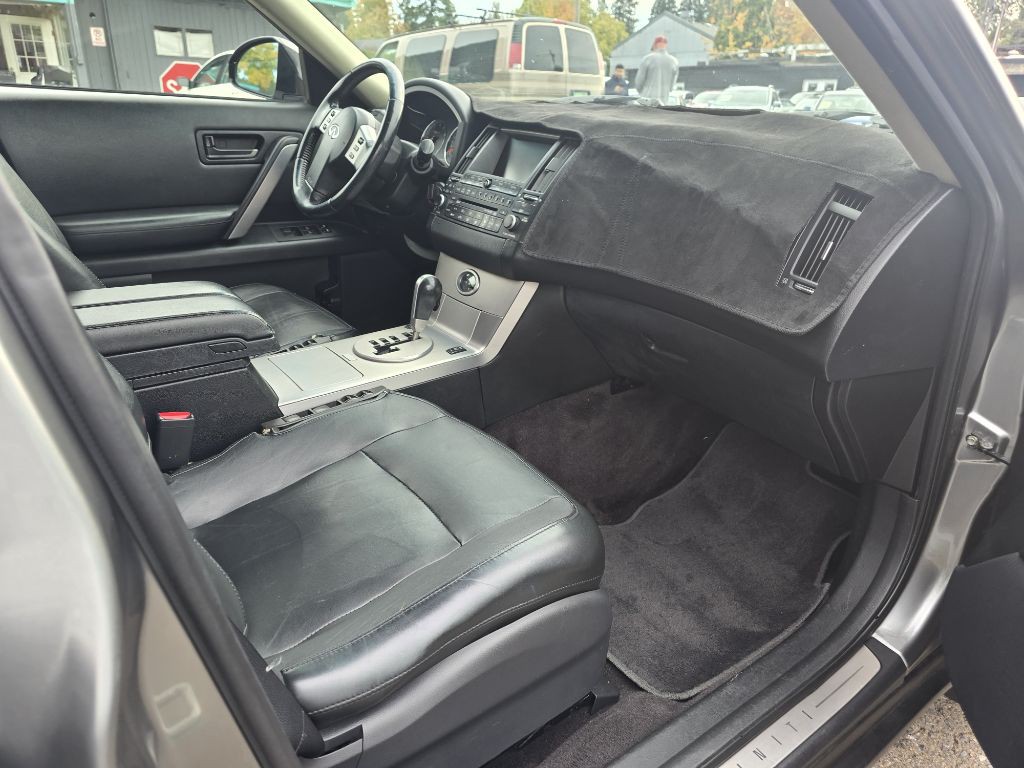 2004 INFINITI FX35 Image 12