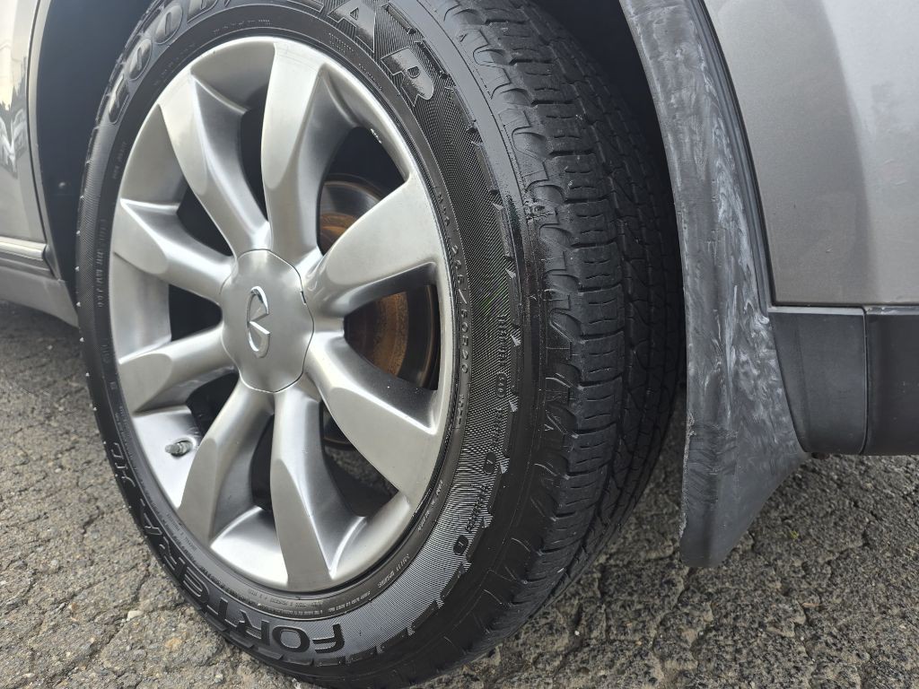 2004 INFINITI FX35 Image 16