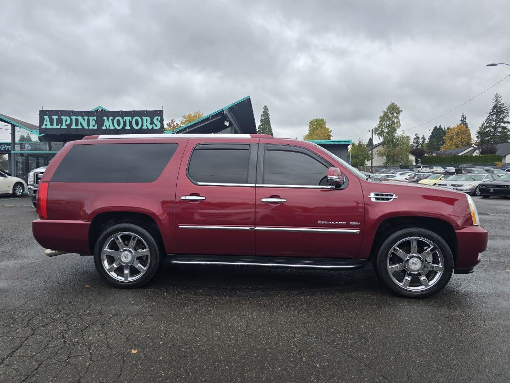 2011 Cadillac Escalade Image 6