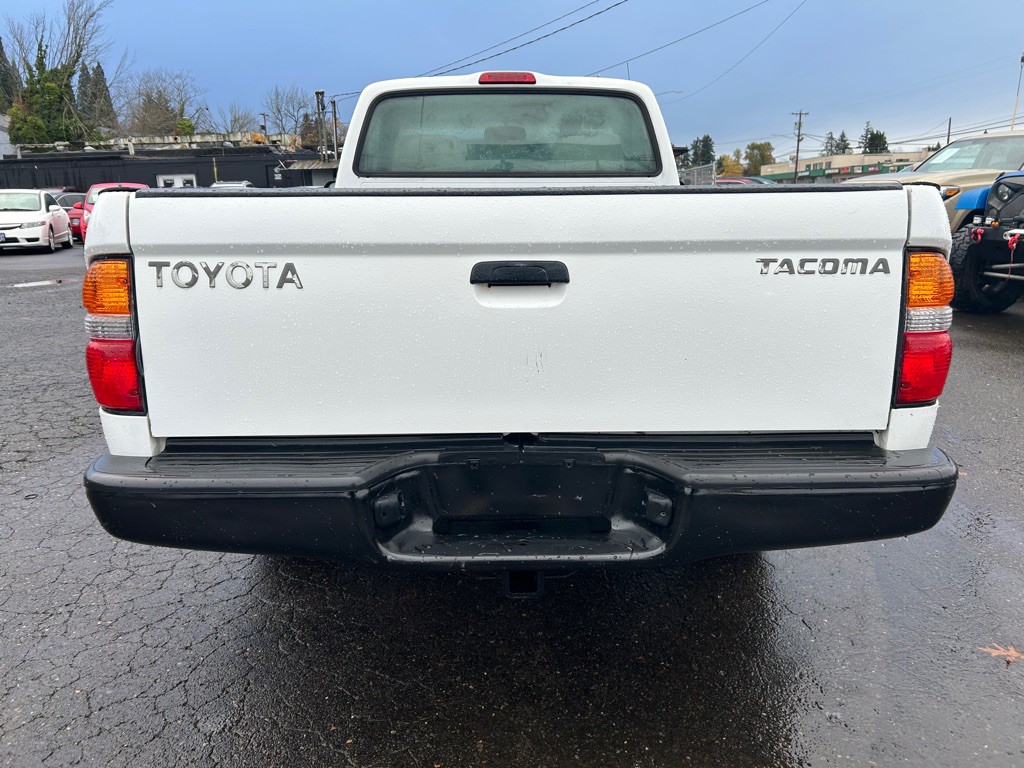 2004 Toyota Tacoma Image 3