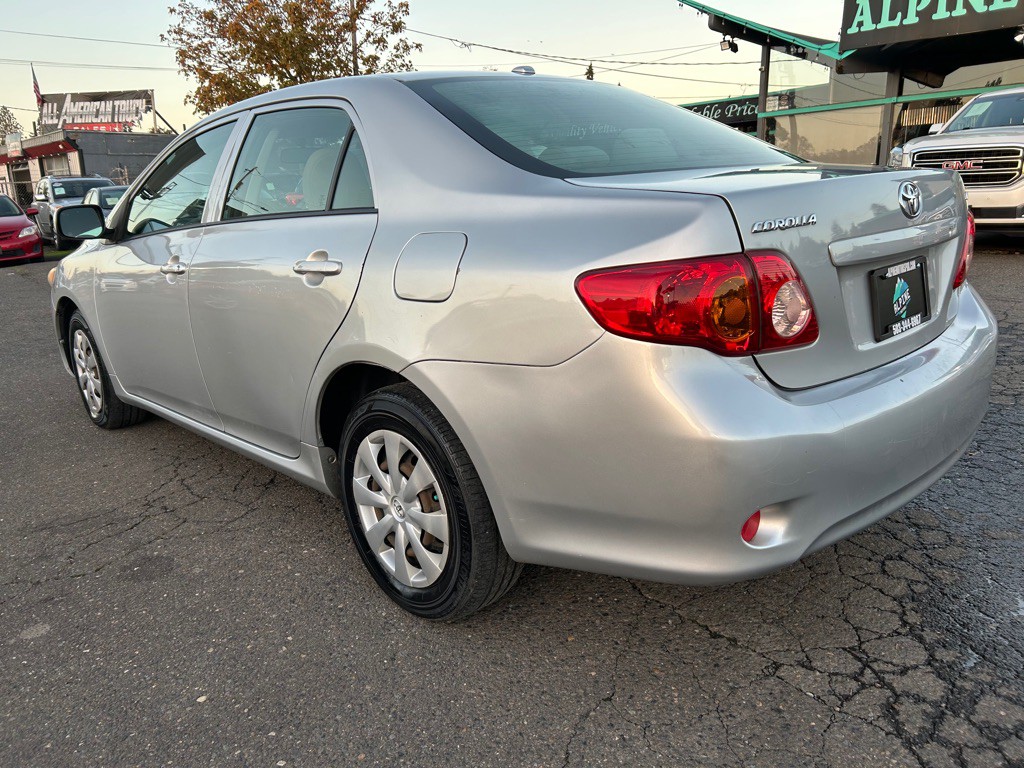 2009 Toyota Corolla Image 2