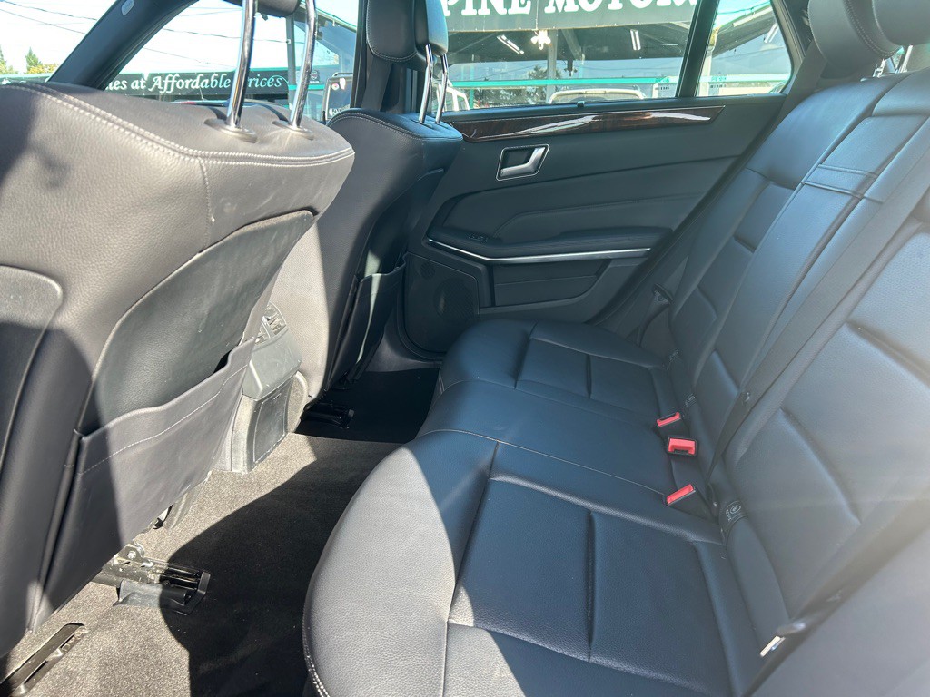 2014 Mercedes-Benz E-Class Image 8