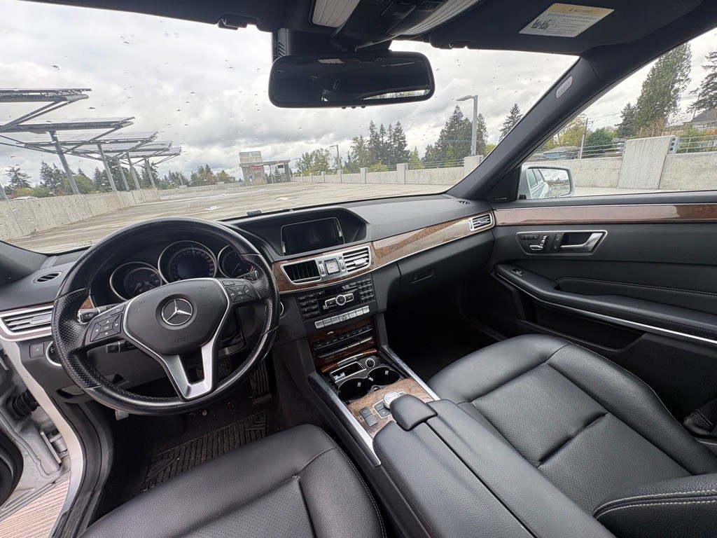 2014 Mercedes-Benz E-Class Image 9