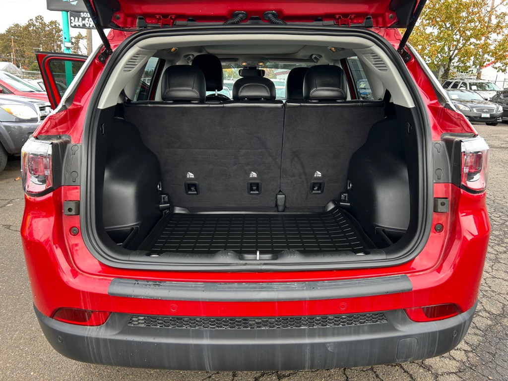 2020 Jeep Compass Image 10