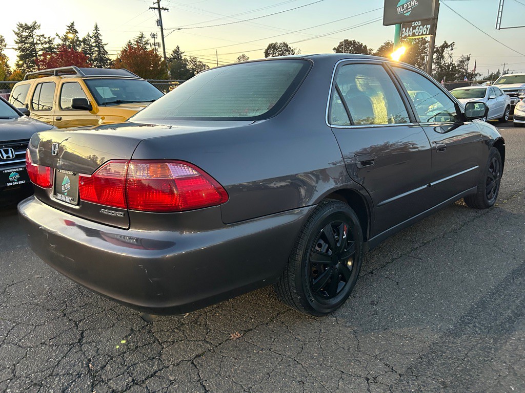 1999 Honda Accord Image 4