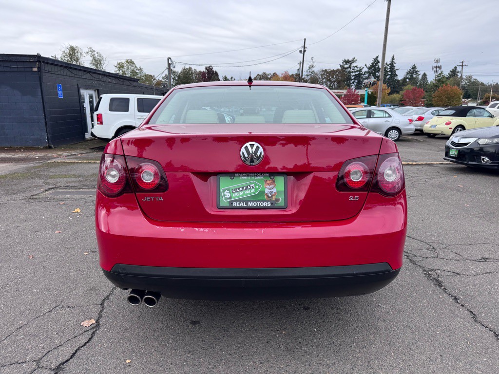 2010 Volkswagen Jetta Image 4