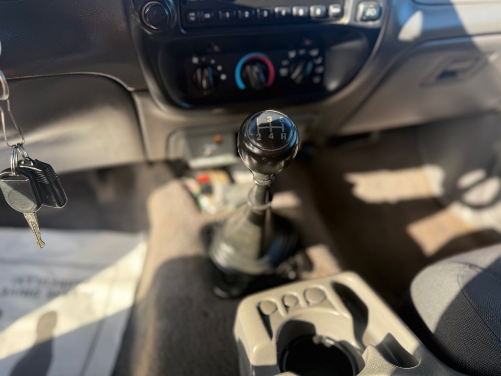 2002 Ford Ranger Image 10