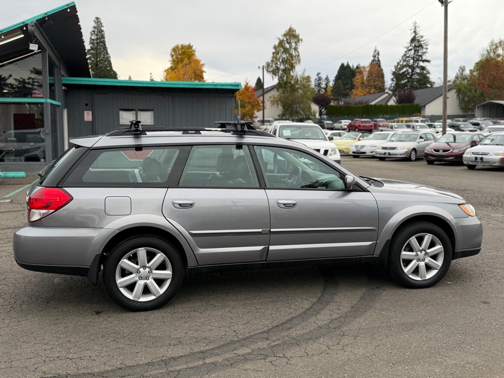 2008 Subaru Outback Image 4