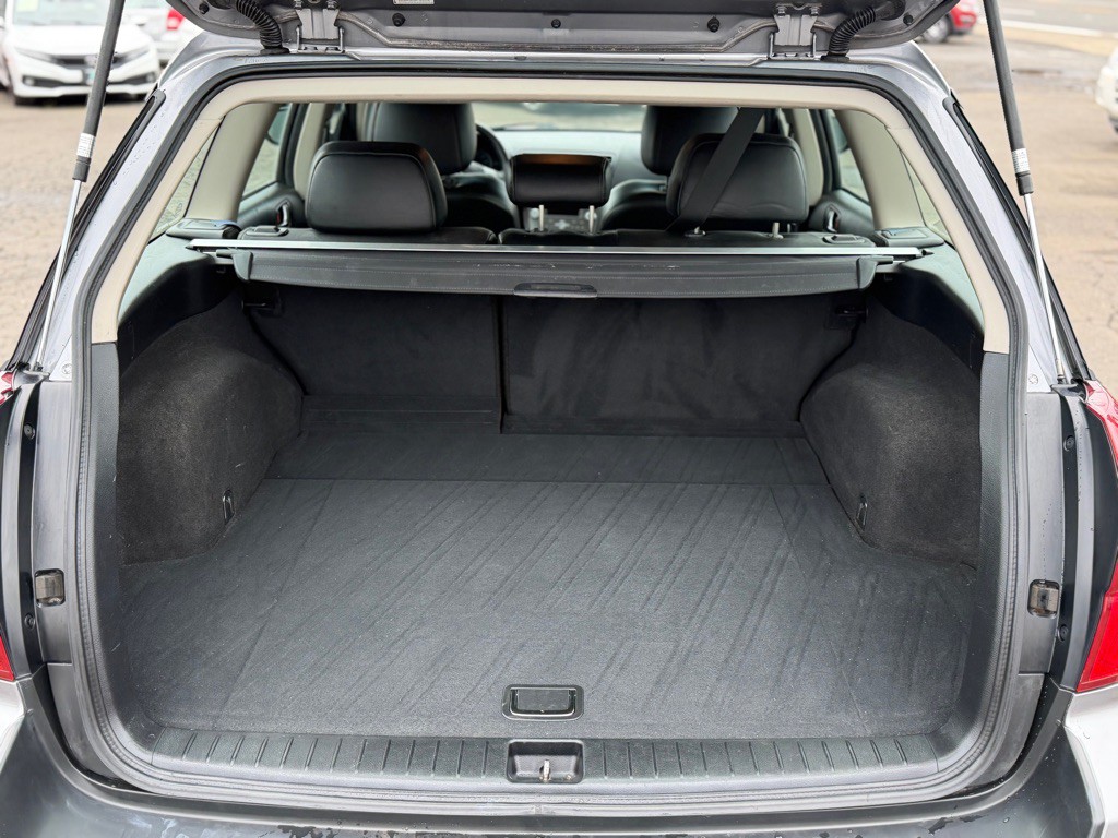 2008 Subaru Outback Image 9
