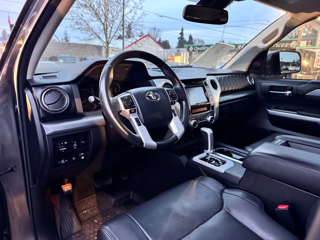 2018 Toyota Tundra Image 9