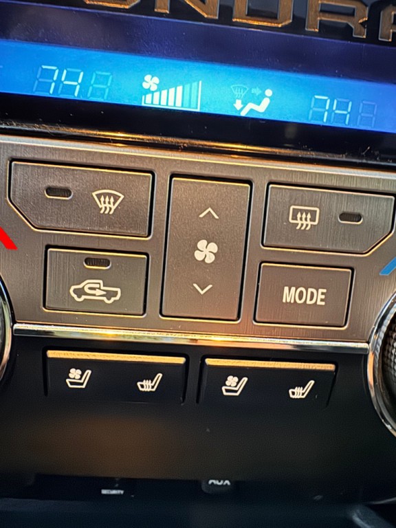 2018 Toyota Tundra Image 10