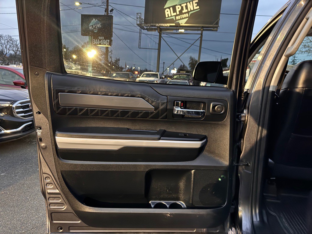 2018 Toyota Tundra Image 16