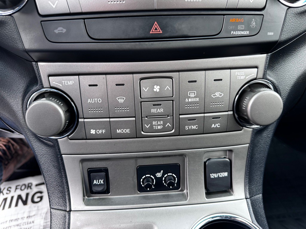 2009 Toyota Highlander Image 17