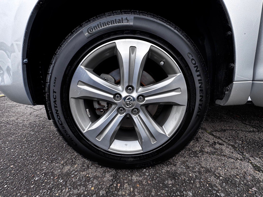 2009 Toyota Highlander Image 23