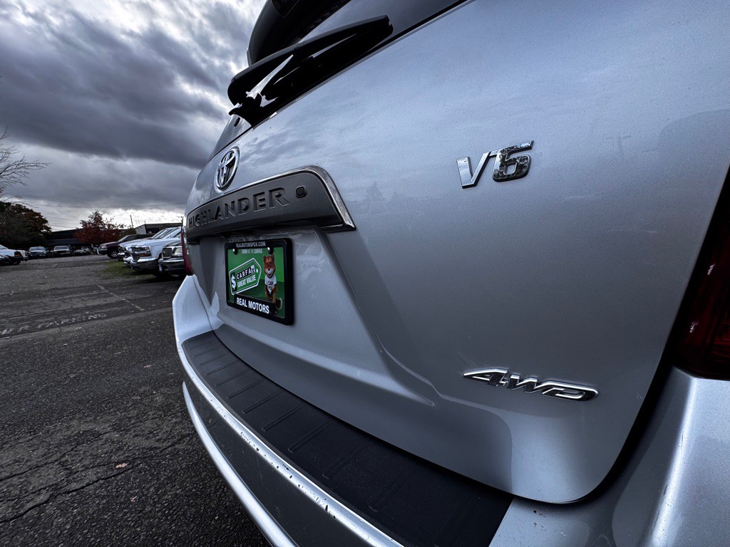 2009 Toyota Highlander Image 25