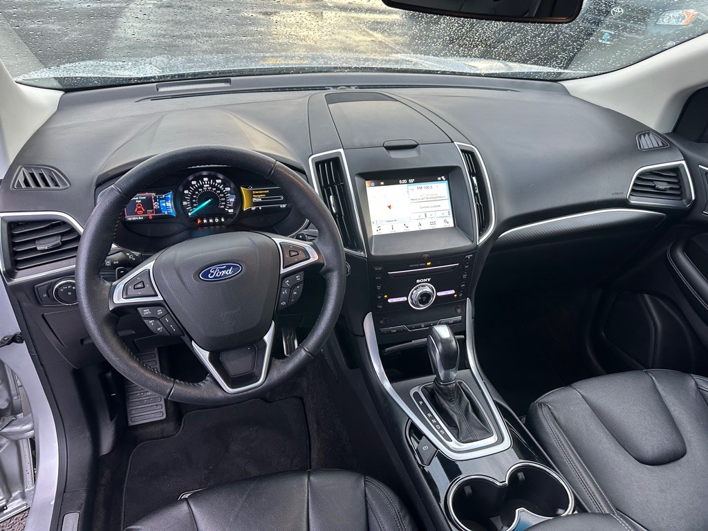2018 Ford Edge Image 9