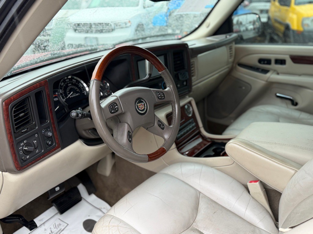 2006 Cadillac Escalade Image 7