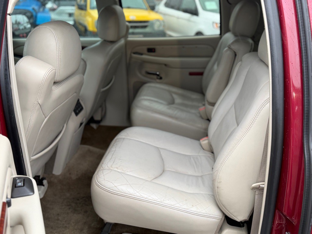 2006 Cadillac Escalade Image 8