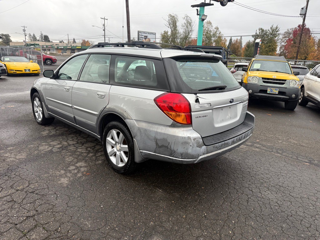 2006 Subaru Legacy Image 2