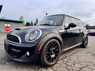 Image for 2013 MINI Cooper S ID: 6986899