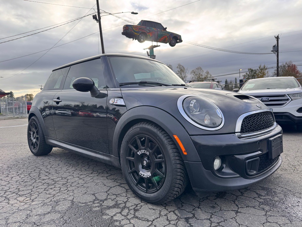 2013 MINI Cooper Image 6