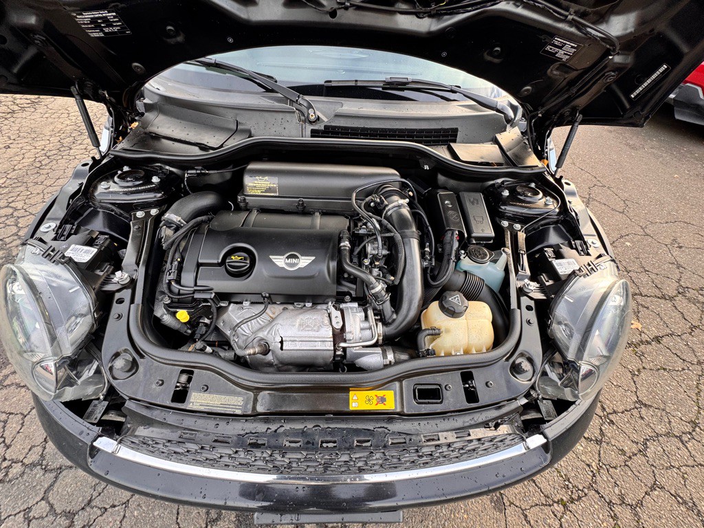 2013 MINI Cooper Image 7