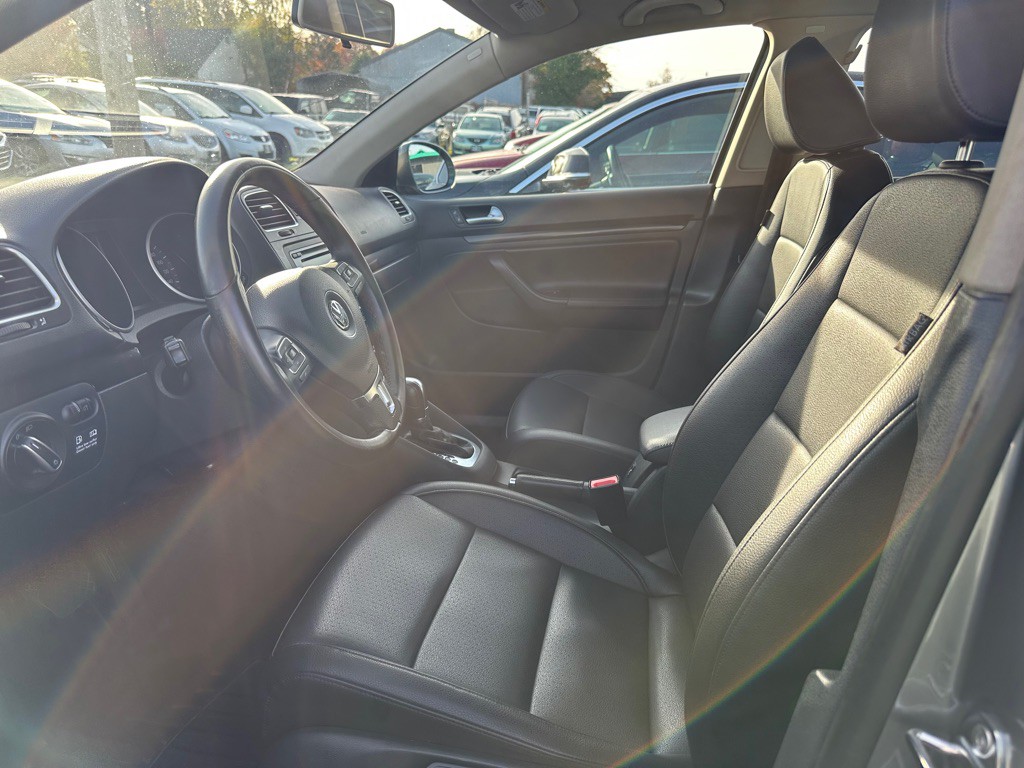 2012 Volkswagen Jetta Image 7