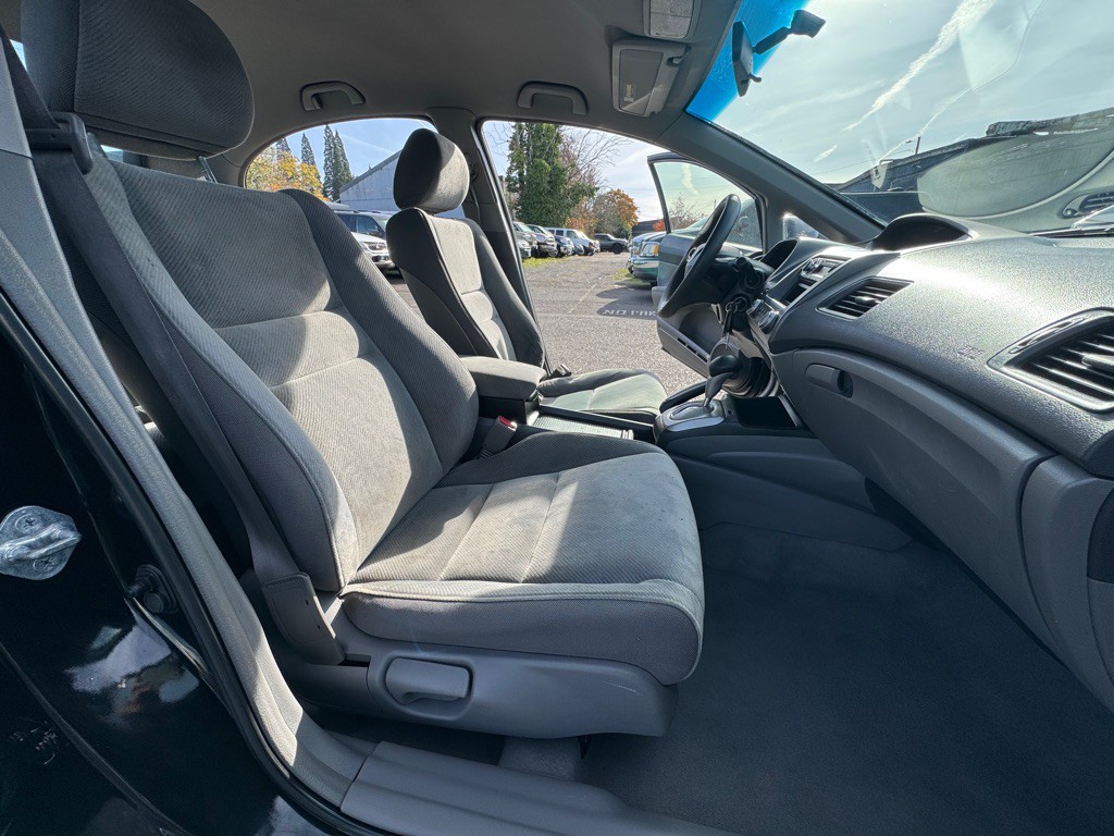 2010 Honda Civic Image 11