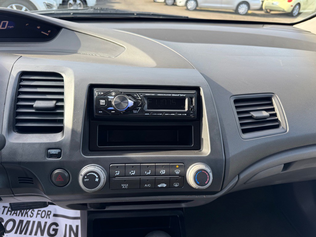 2010 Honda Civic Image 15