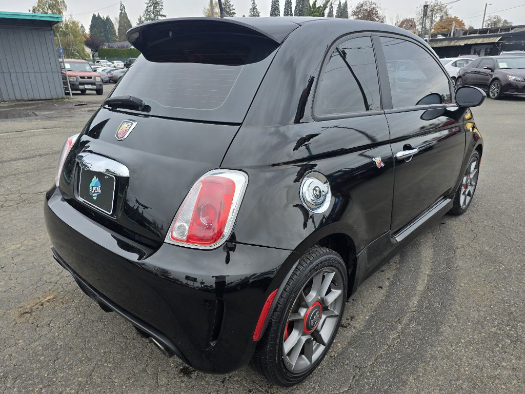 2015 FIAT 500 Image 5