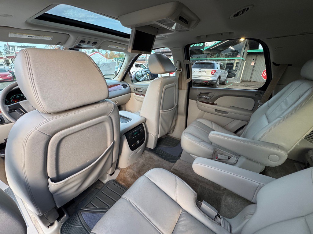 2008 Chevrolet Tahoe Image 14
