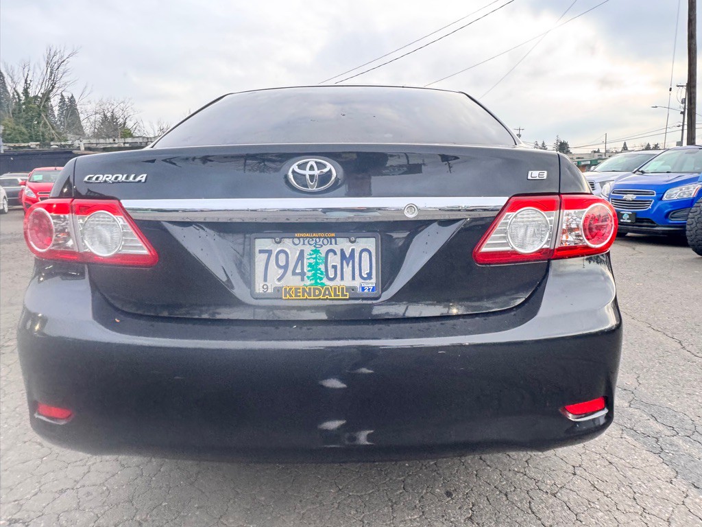 2013 Toyota Corolla Image 4