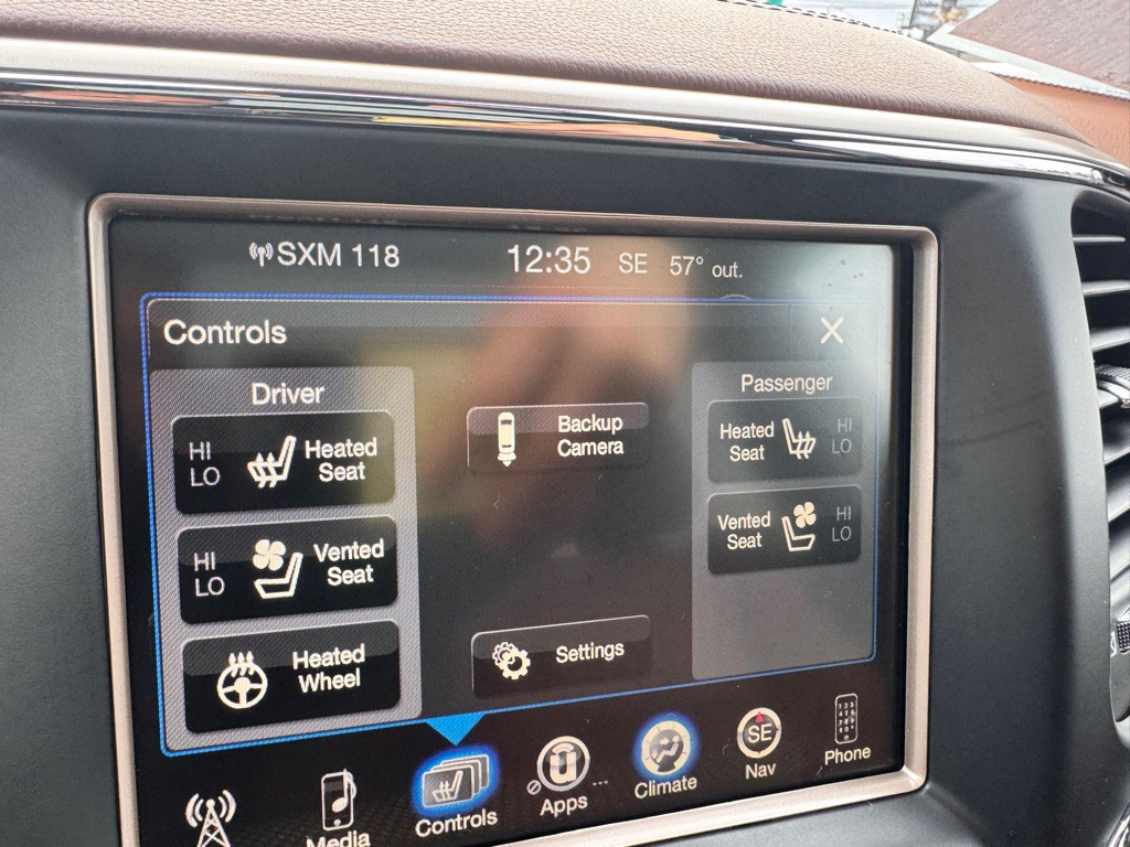 2017 Jeep Grand Cherokee Image 10