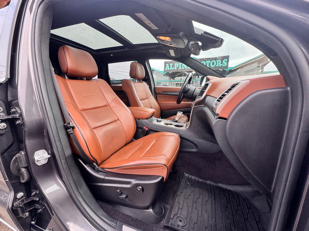 2017 Jeep Grand Cherokee Image 17