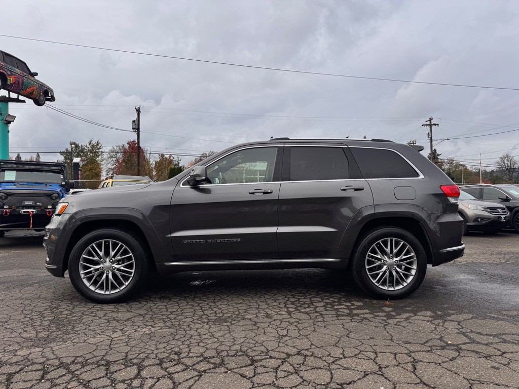 2017 Jeep Grand Cherokee Image 2