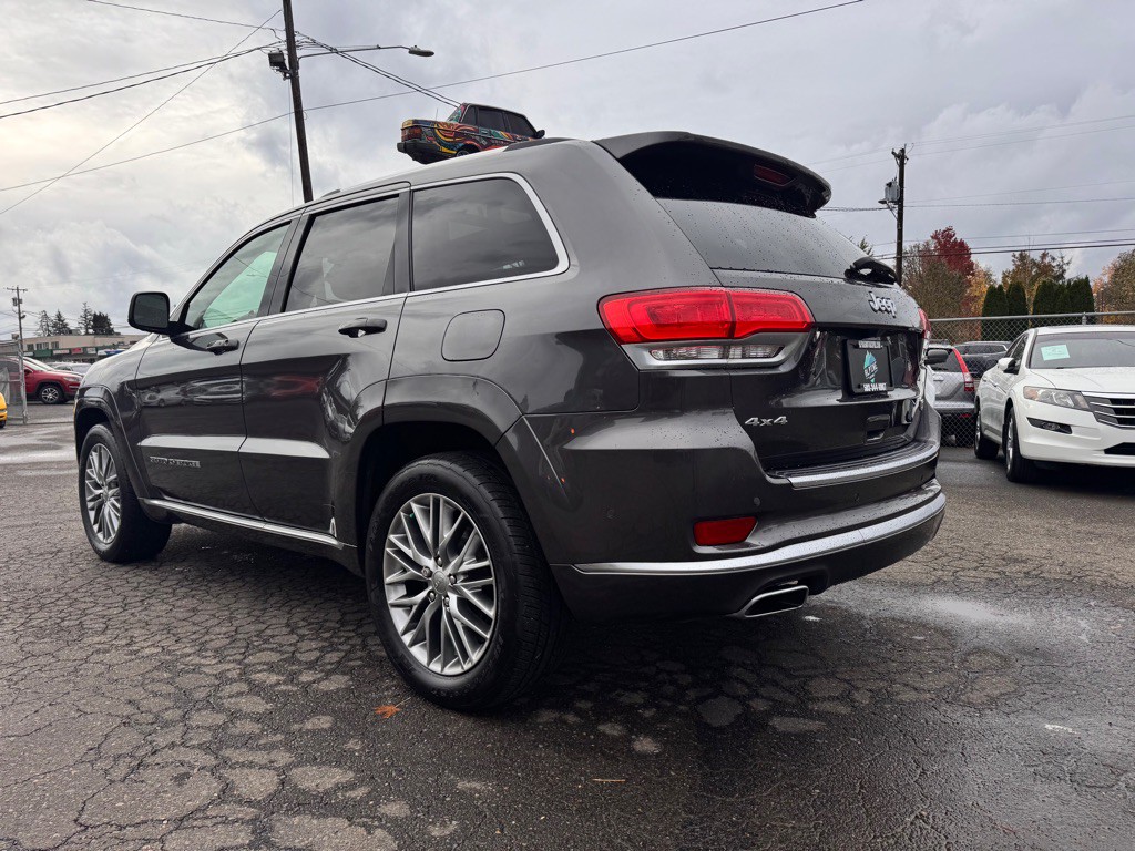 2017 Jeep Grand Cherokee Image 3